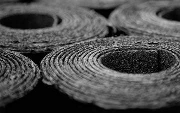 Tom An Fhuadain bitumen roof disadvantages